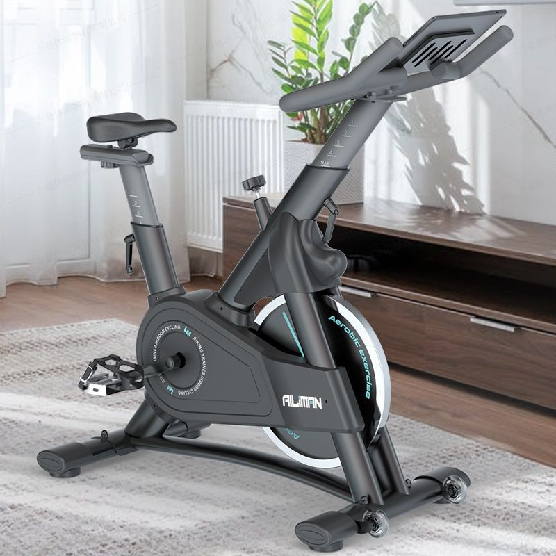 健身房使用旋转自行车室内健身运动自行车