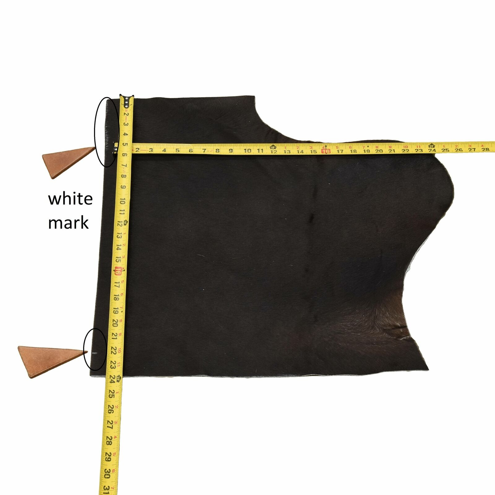 牛身上的皮革毛发项目单品黑色和棕色混合3.2平方英尺