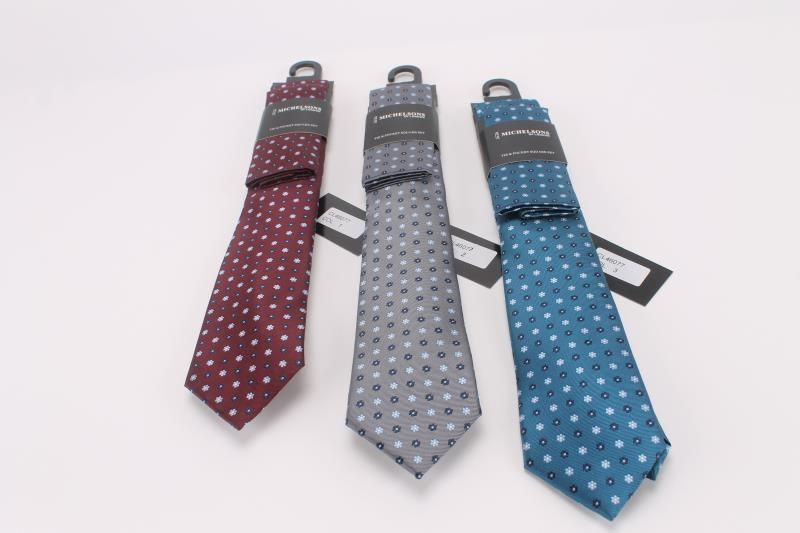 领带、蝴蝶结、方形棉布